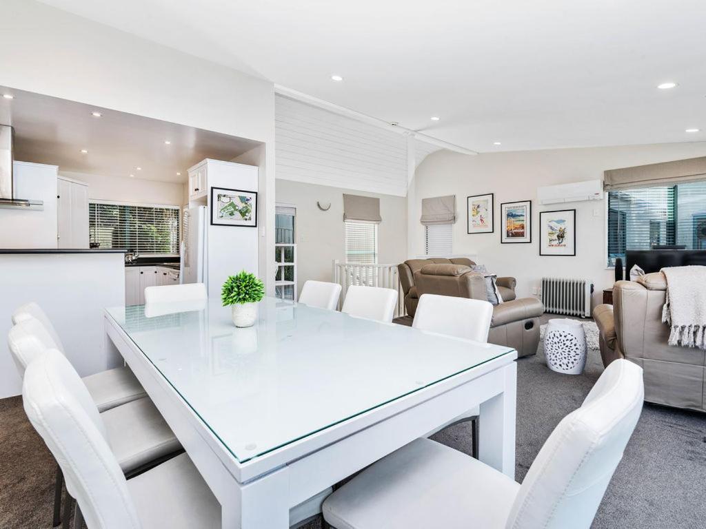 Lakefront Living At Remarkables Retreat - Unit 4 Queenstown Exterior photo